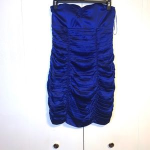 🚨4/$11🚨Express! Strapless dress! Blue ! Size 10!